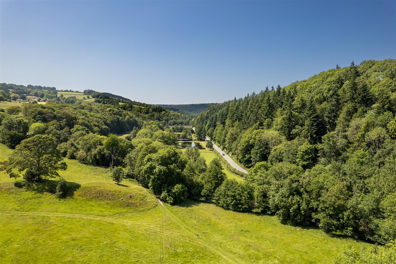 Slimbridge Cottage, 8 Pontfaen, Wrexham, LL14 5EW SSTC Slimbridge Cottage, 8 Pontfaen, Wrexham, LL14 5EW SSTC